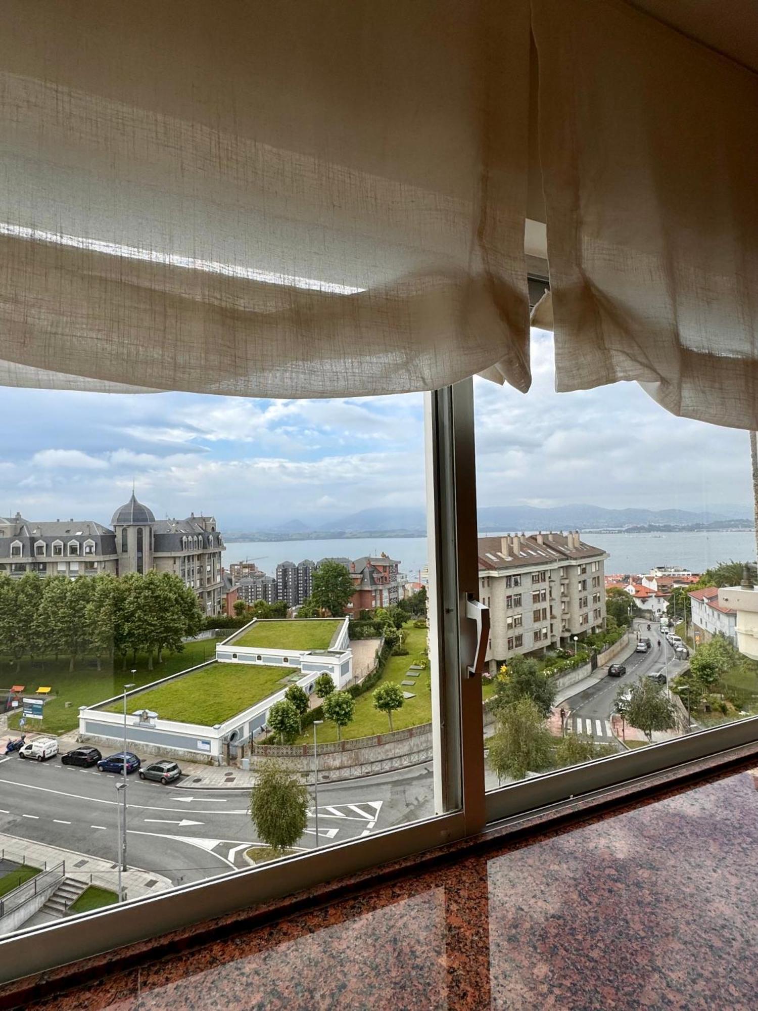 Apartamento Con Vistas Santander Bagian luar foto