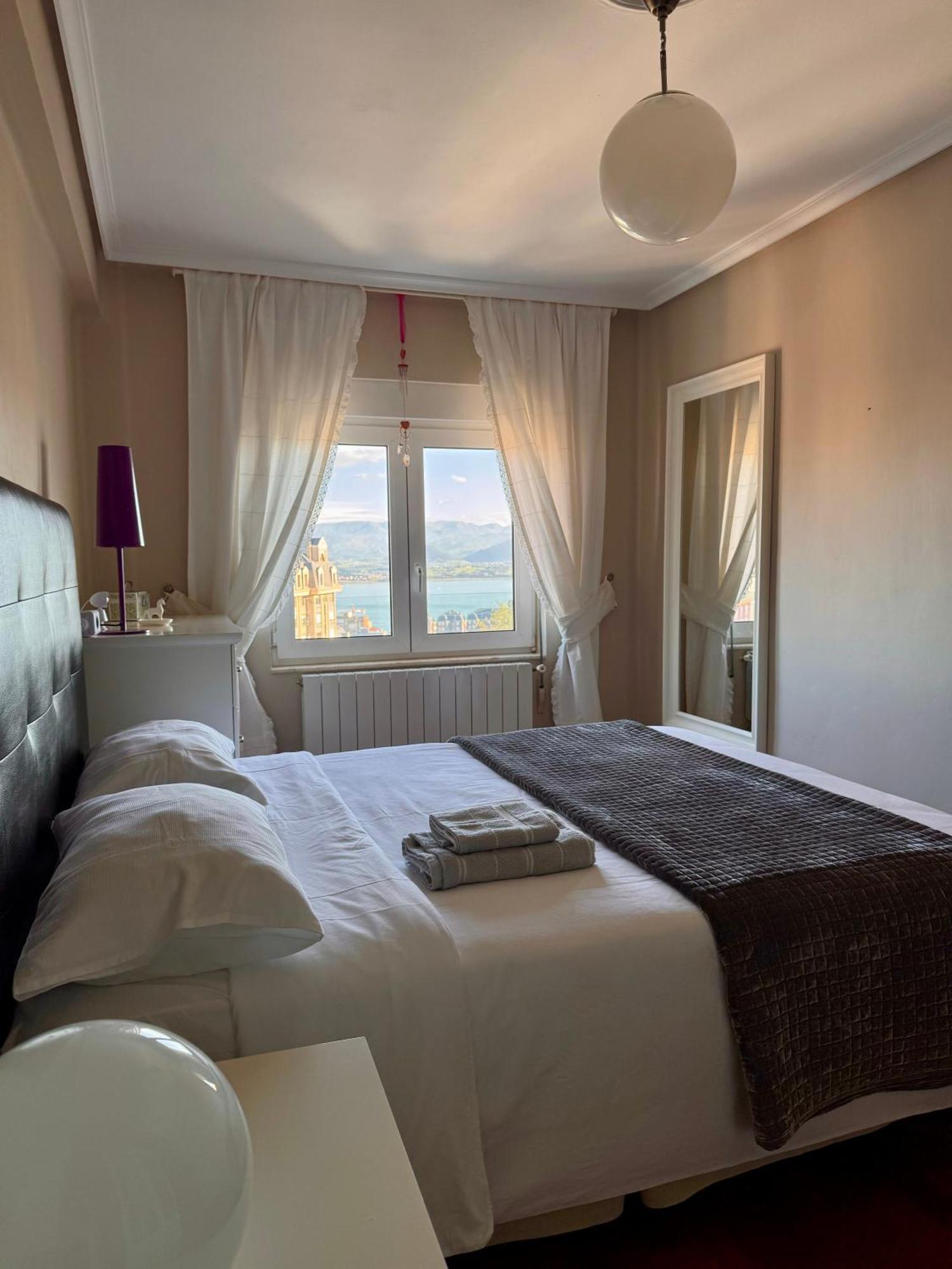 Apartamento Con Vistas Santander Bagian luar foto